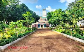 Green View Hotel & Resort